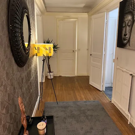 Apartment Balcon , Vue Tour Eiffel Ac 5/6 P *